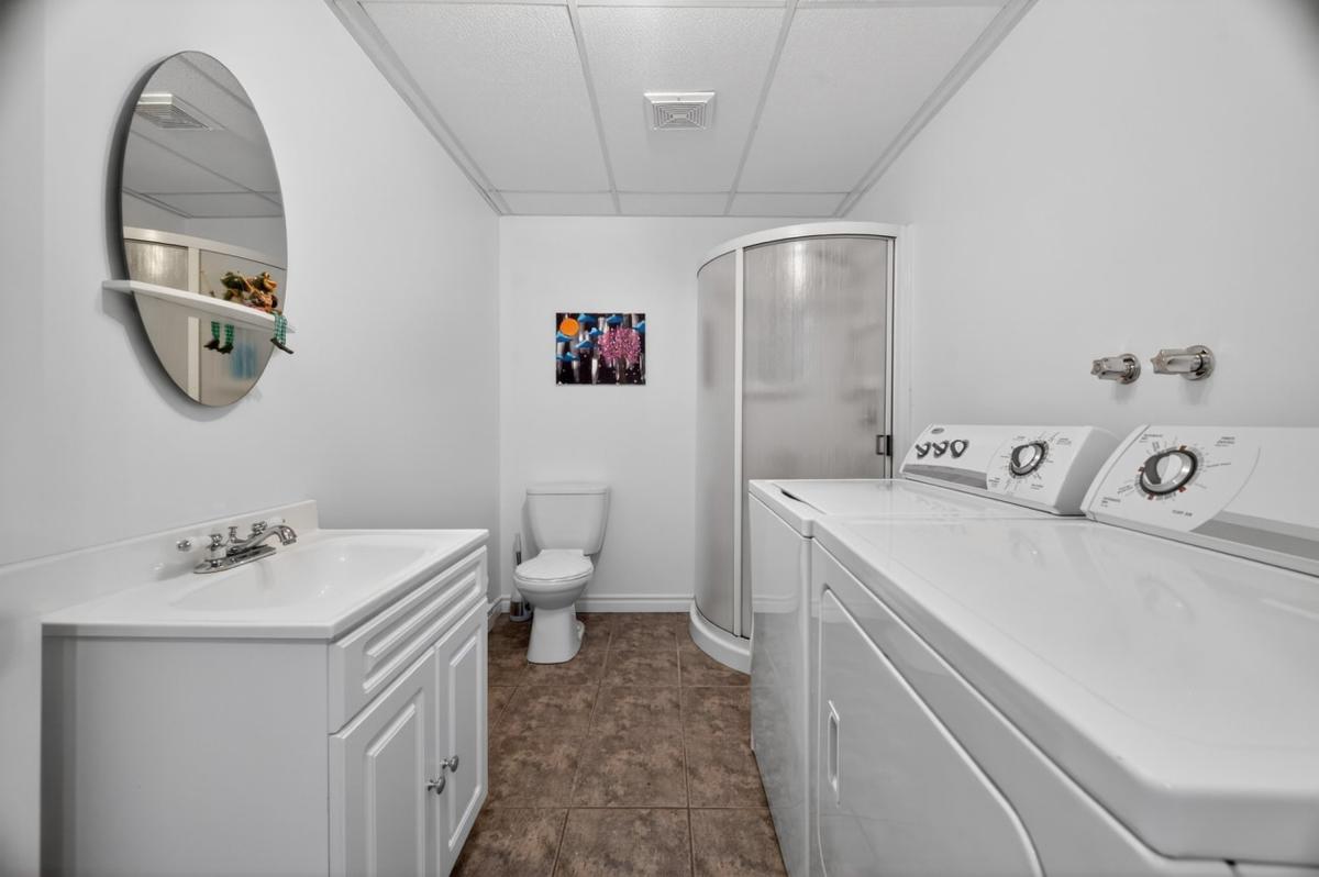 Salle de bain du niveau inférieur