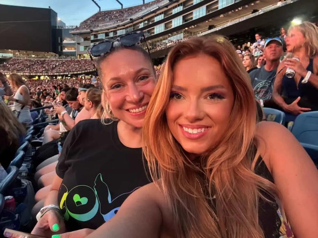 Grace Springer, la femme qui a partagé la vidéo du PDG infidèle au spectacle de Coldplay
