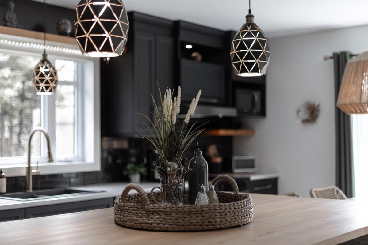 Espace cuisine et séjour ouvert