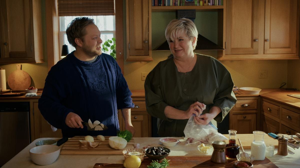 Guillaume Lambert et Nathalie Simard dans Du Québec au ventre