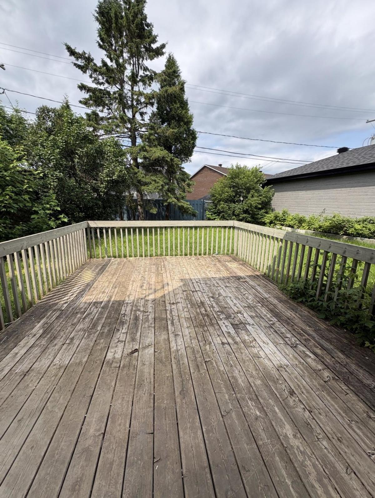 Vue extérieure de la propriété