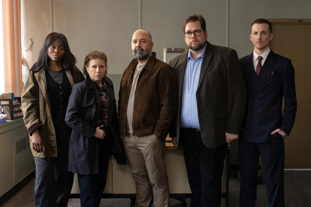 Une partie de la distribution d'«Angles Morts»