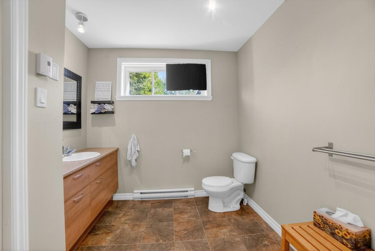 Salle de bain du sous-sol