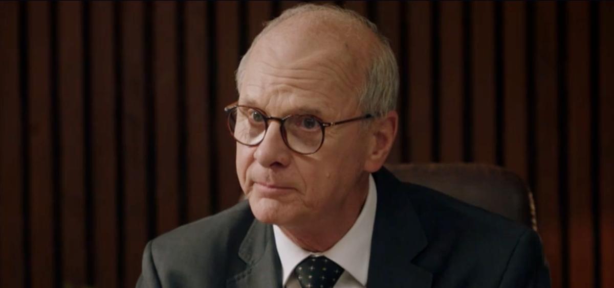 Michel Laperrière dans son rôle de Me André Lapointe dans Indéfendable