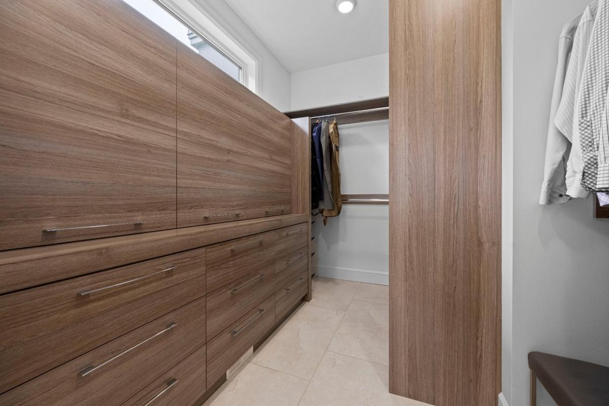 Walk-in de la chambre principale
