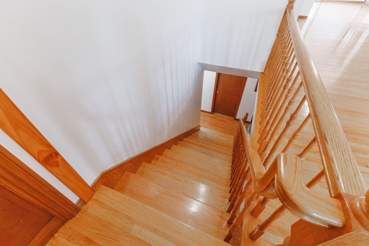 L'escalier vers le sous-sol