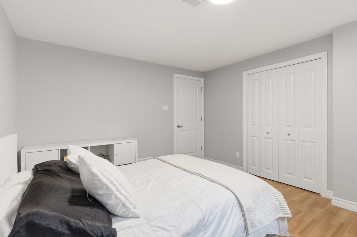 Seconde chambre au sous-sol