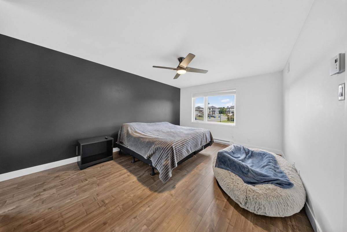 Chambre principale spacieuse