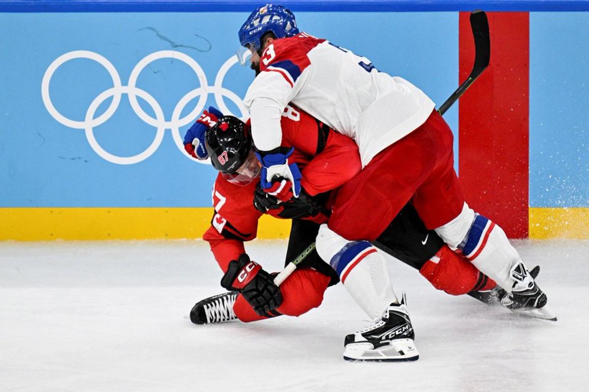 Sidney Crosby, Radko Gudas