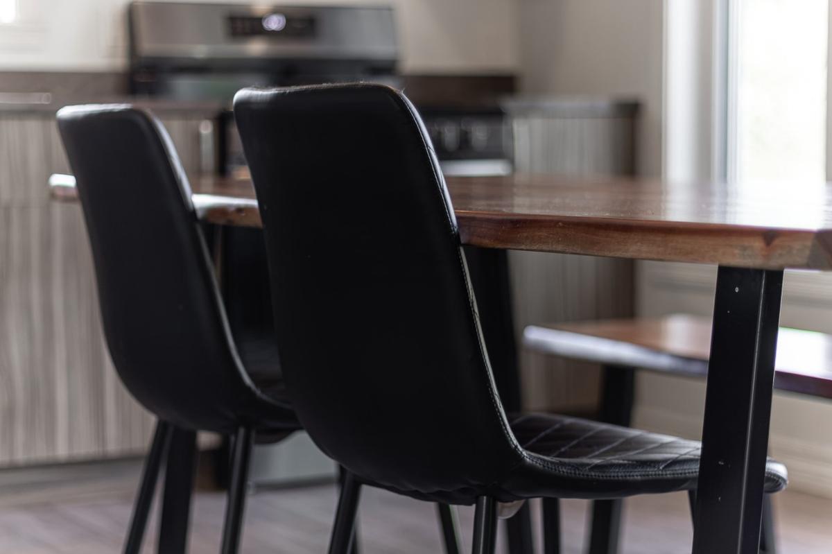 Autre angle de la salle à manger