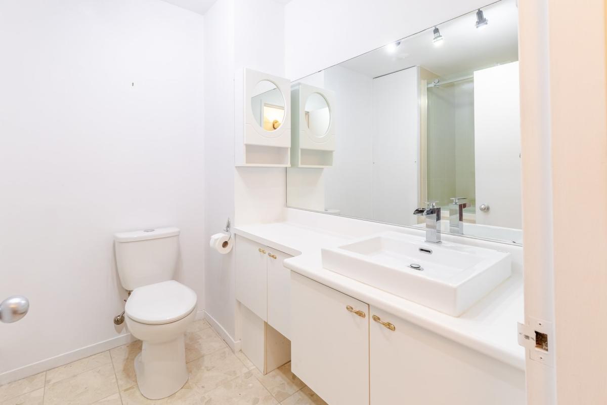 Autre vue de la salle de bain