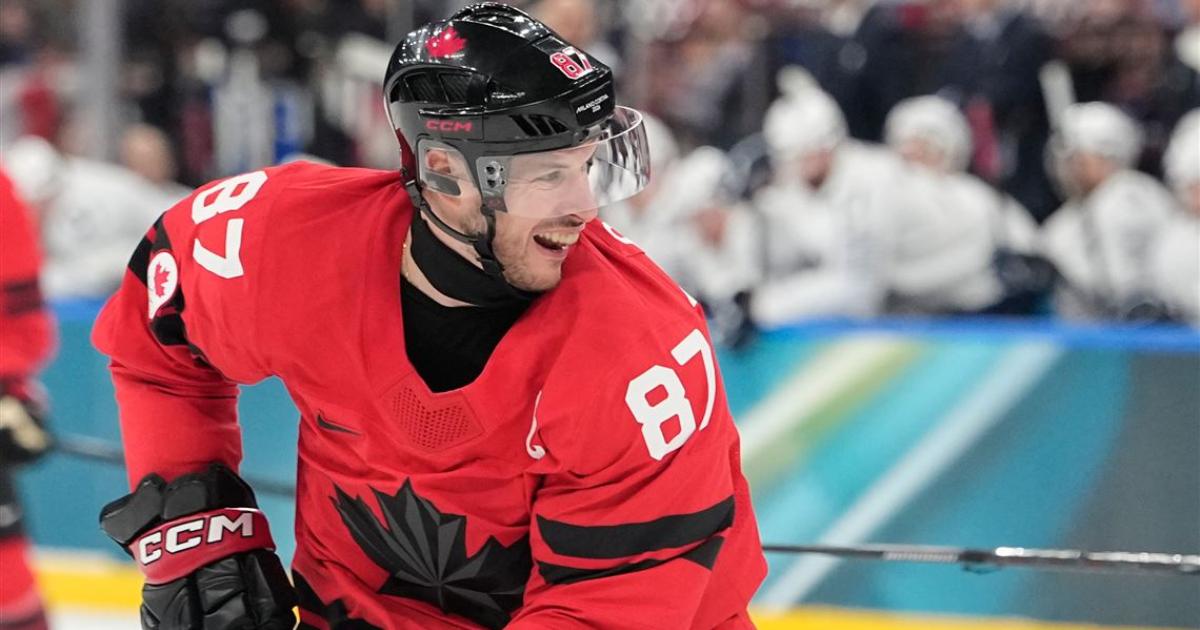 Sidney Crosby Équipe Canada 2026 sourire