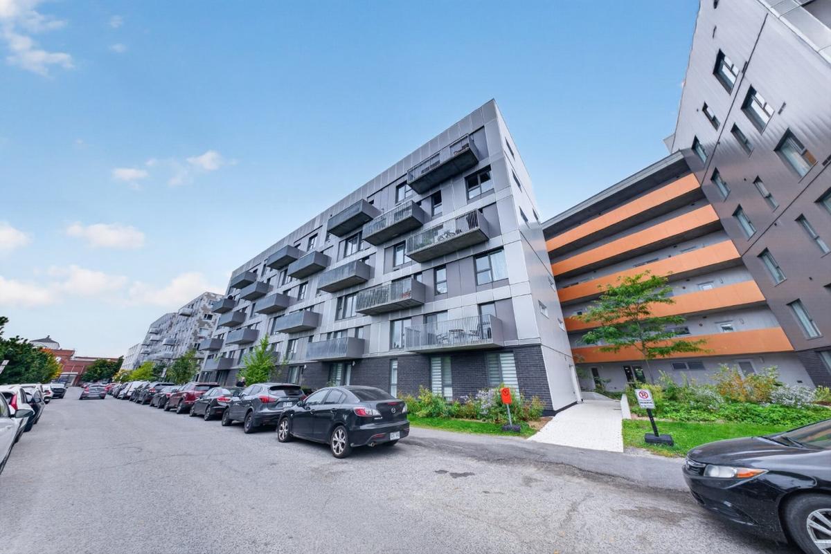 Façade du bâtiment contemporain