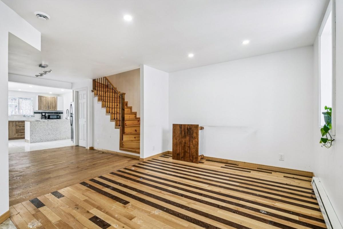 Le salon baigné de lumière naturelle