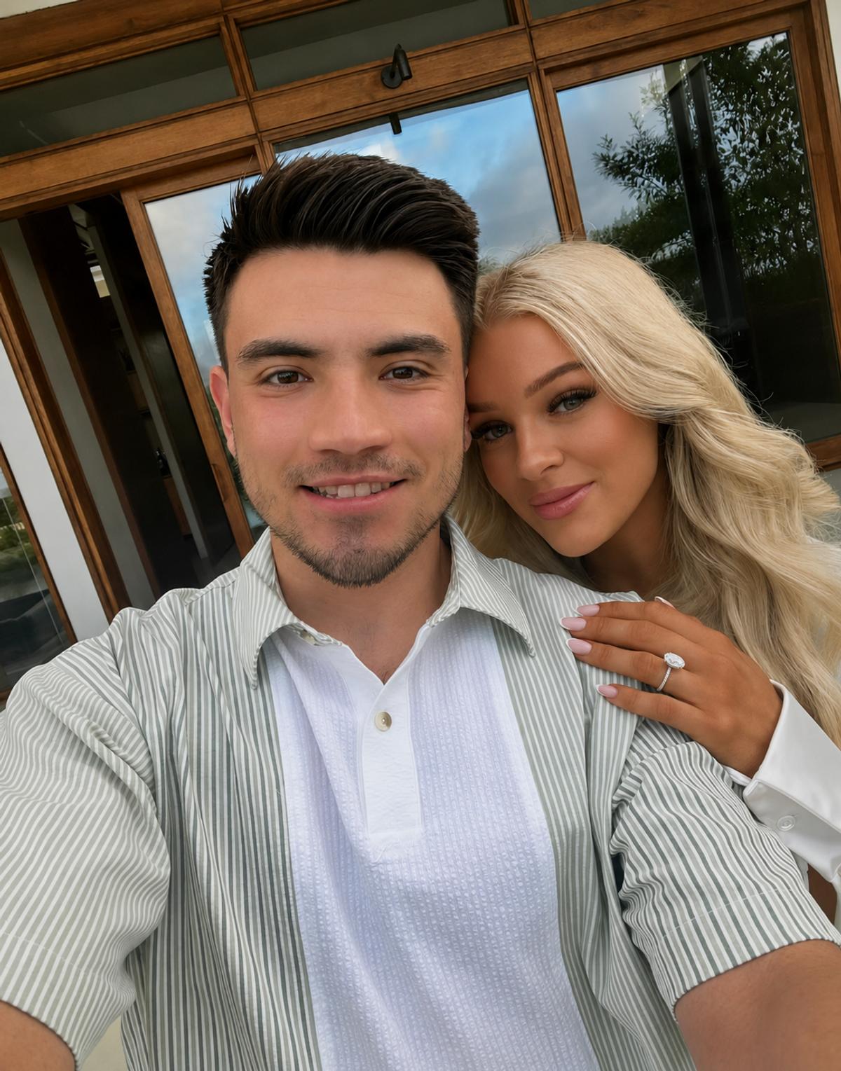 Nick Suzuki et Caitlin