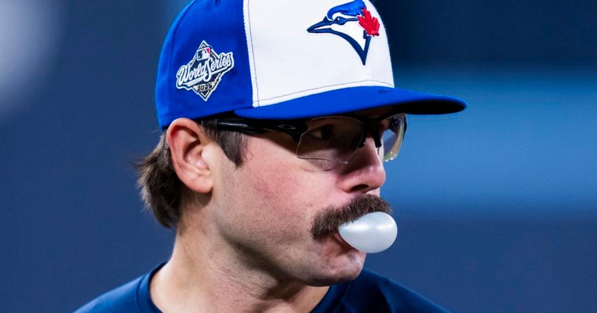 MLB