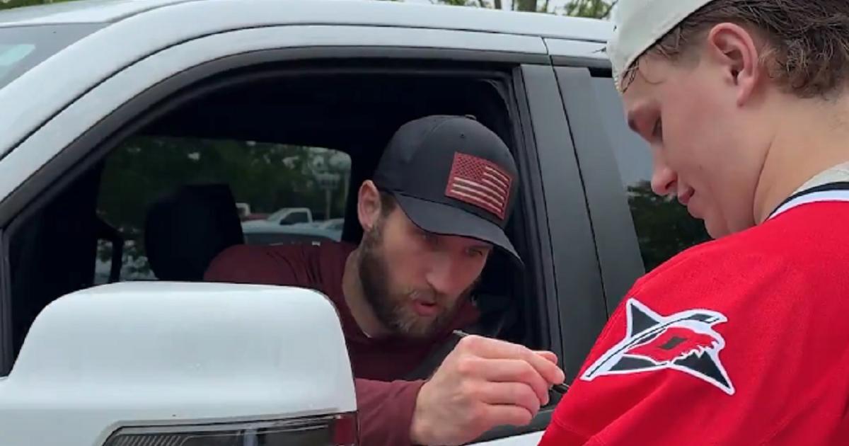 Habs-Fan-TV-Hurricanes-Game-2