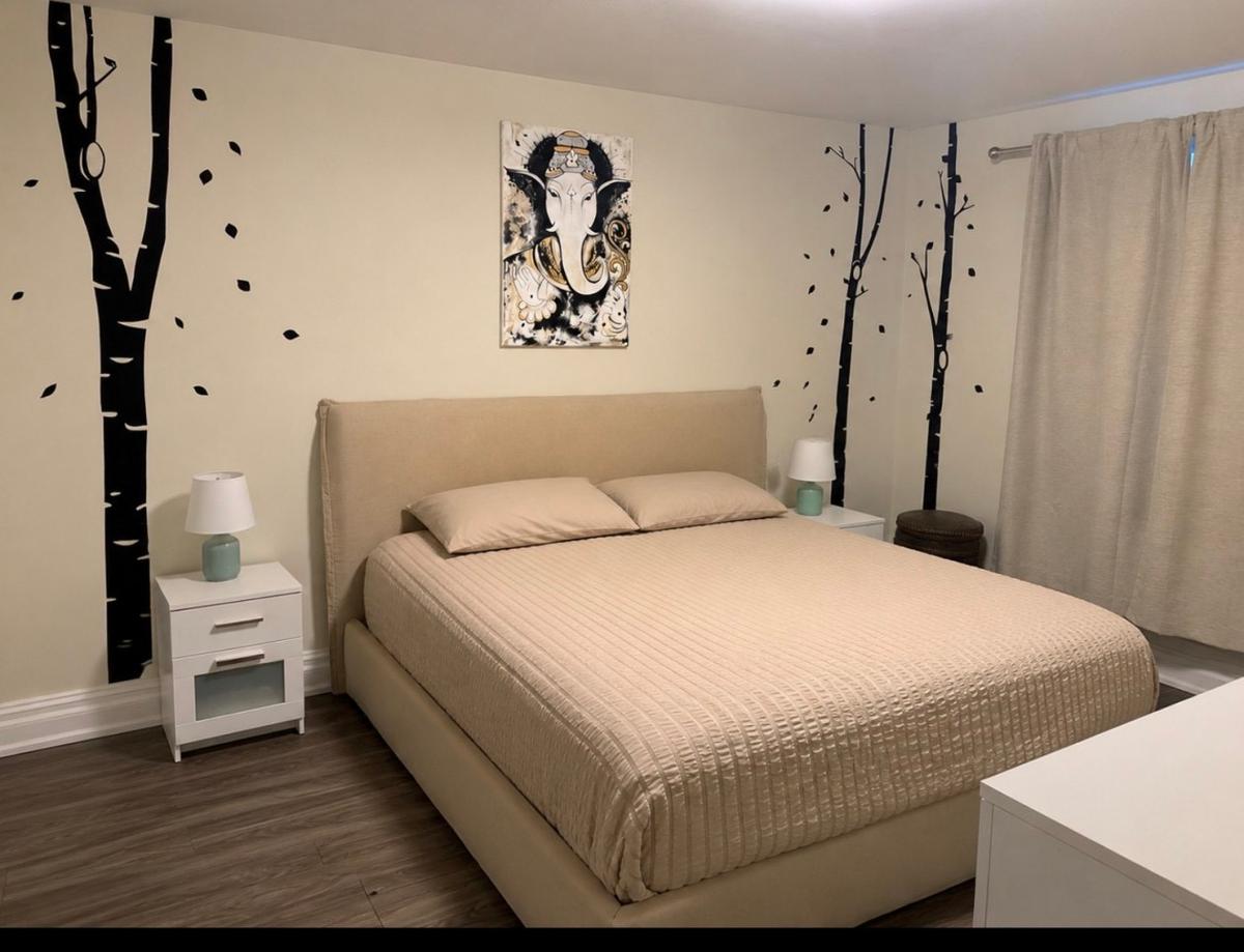 La chambre principale généreuse