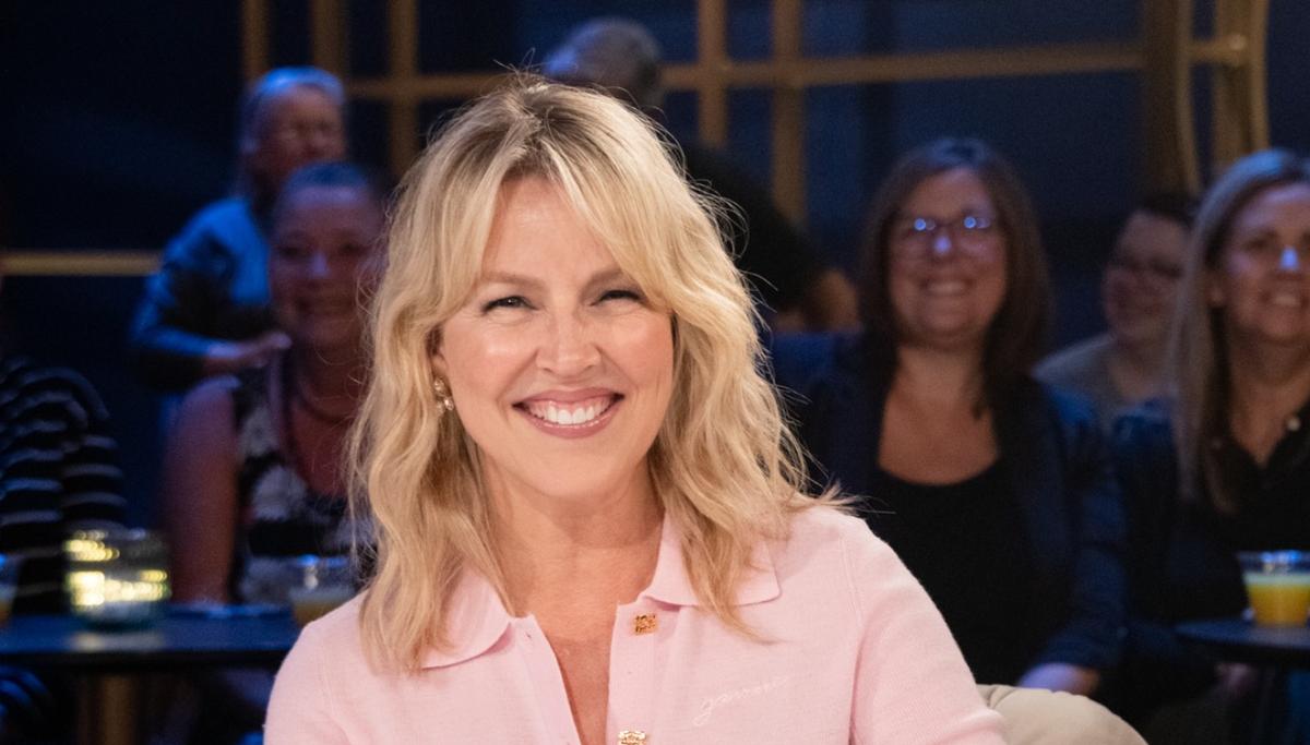 Julie Bélanger à Ça finit bien la semaine