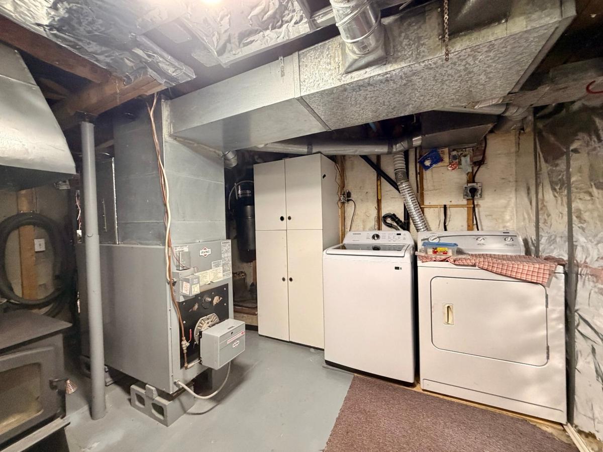Salle de lavage au sous-sol