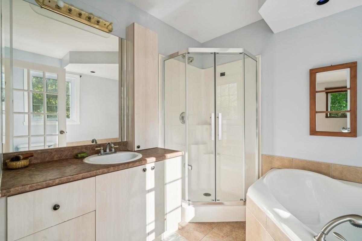 Salle de bain de l'étage