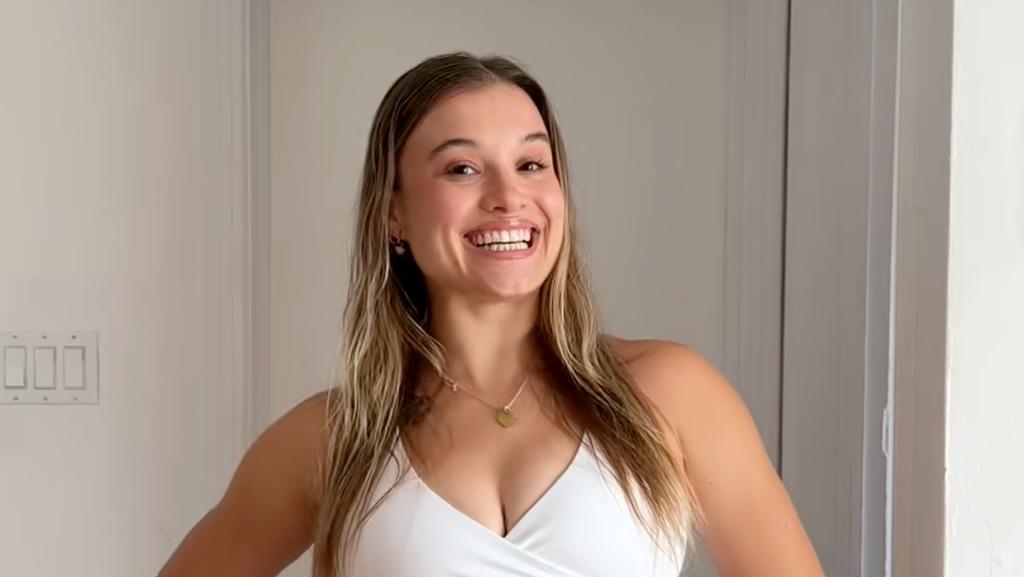 Claudie Mercier parodie les candidates d'OD Chypre
