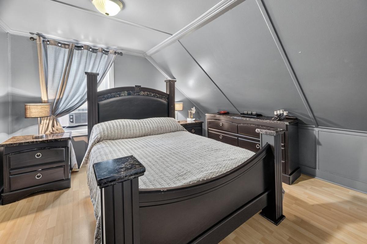 Chambre vue de l'entrée