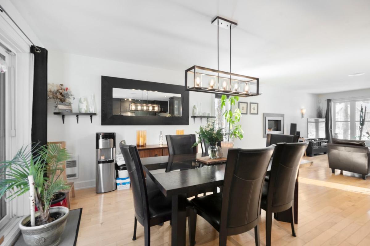 Espace polyvalent adjacent à l'aire de vie