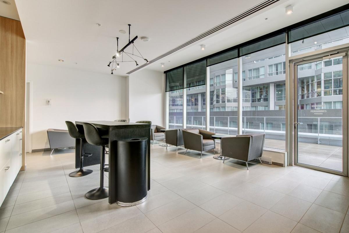 Espace lounge de l'immeuble