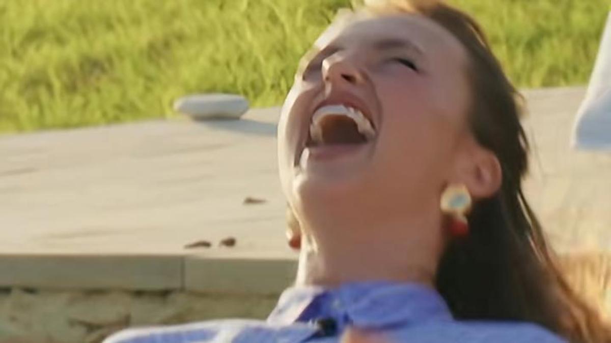 Alicia rire