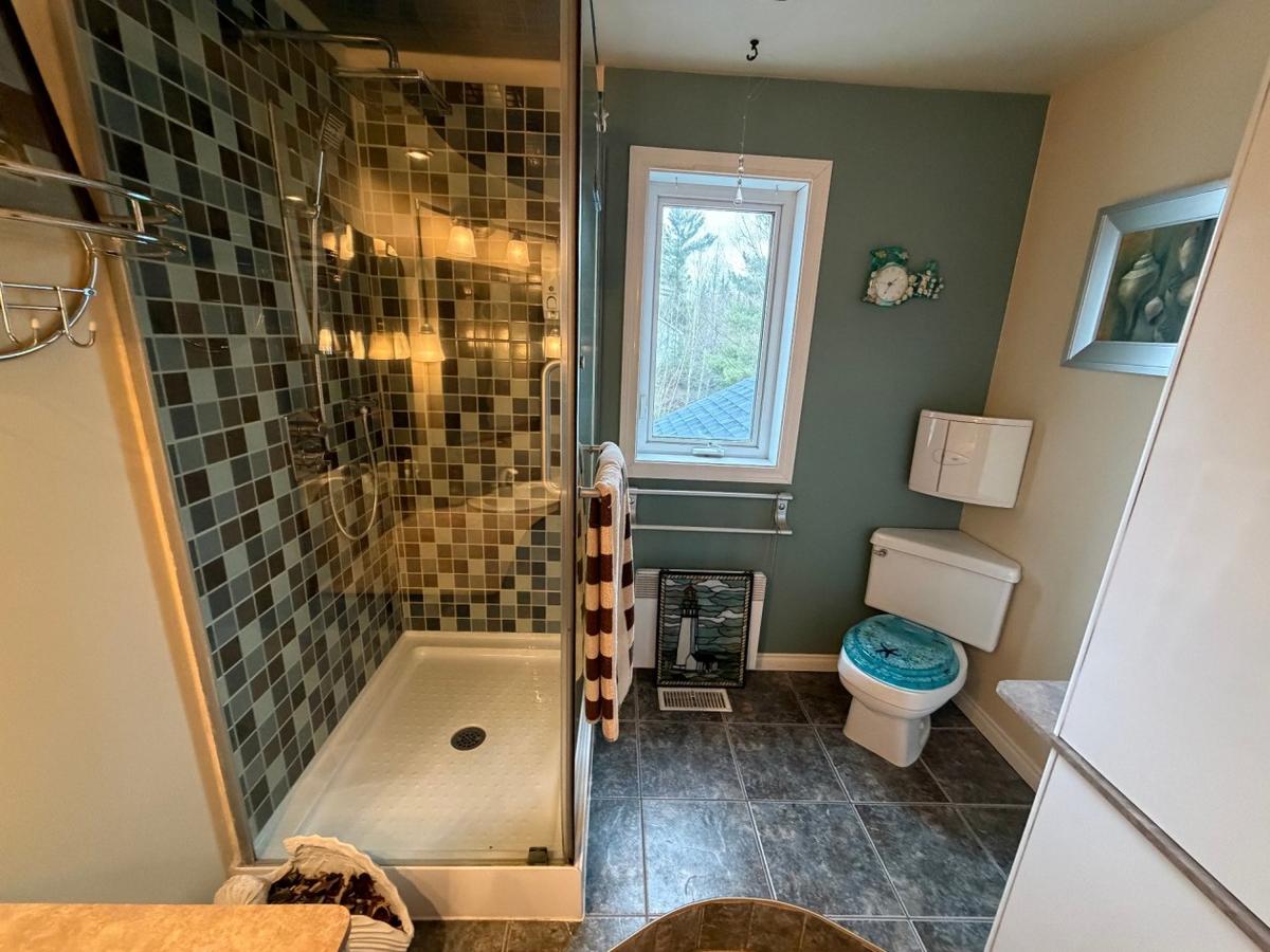 Salle de bain lumineuse