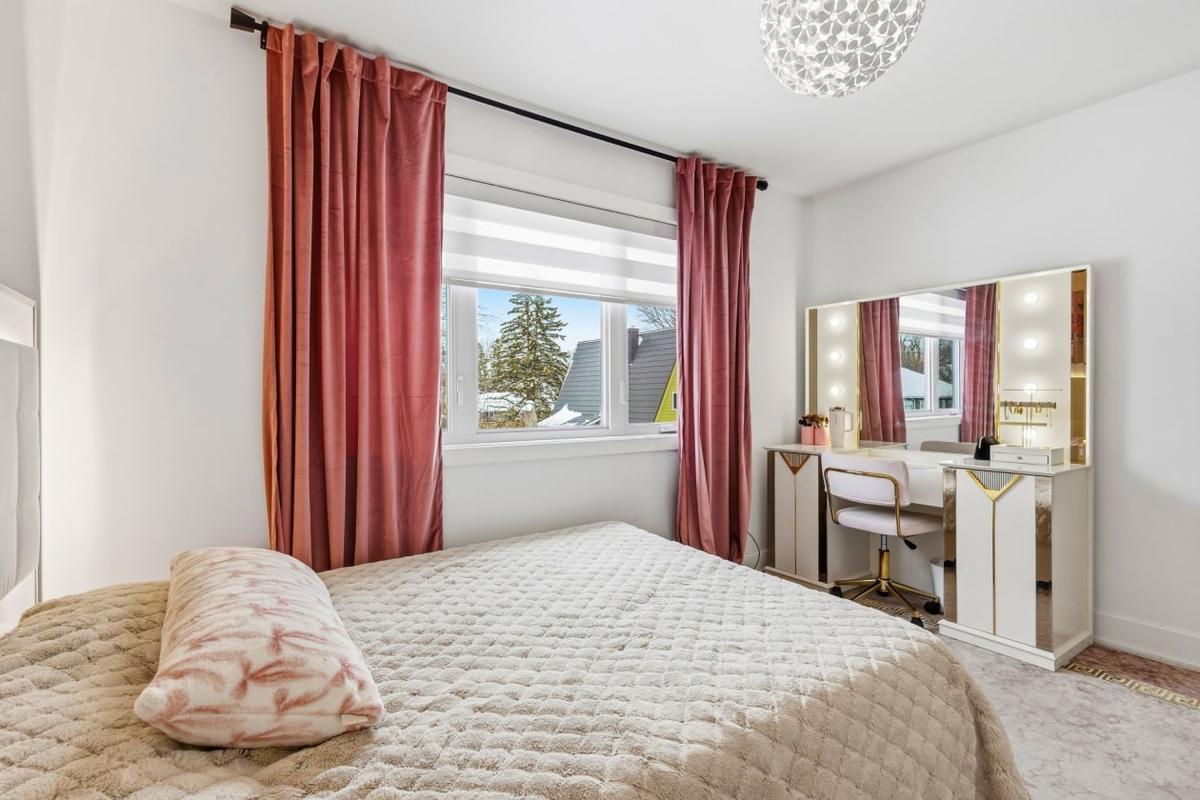 Autre chambre du rez-de-chaussée