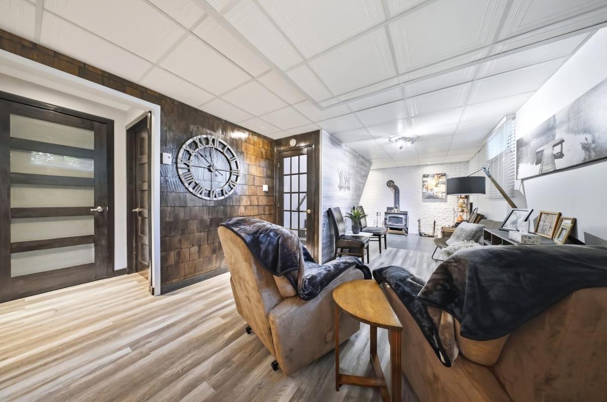 Salle familiale au sous-sol