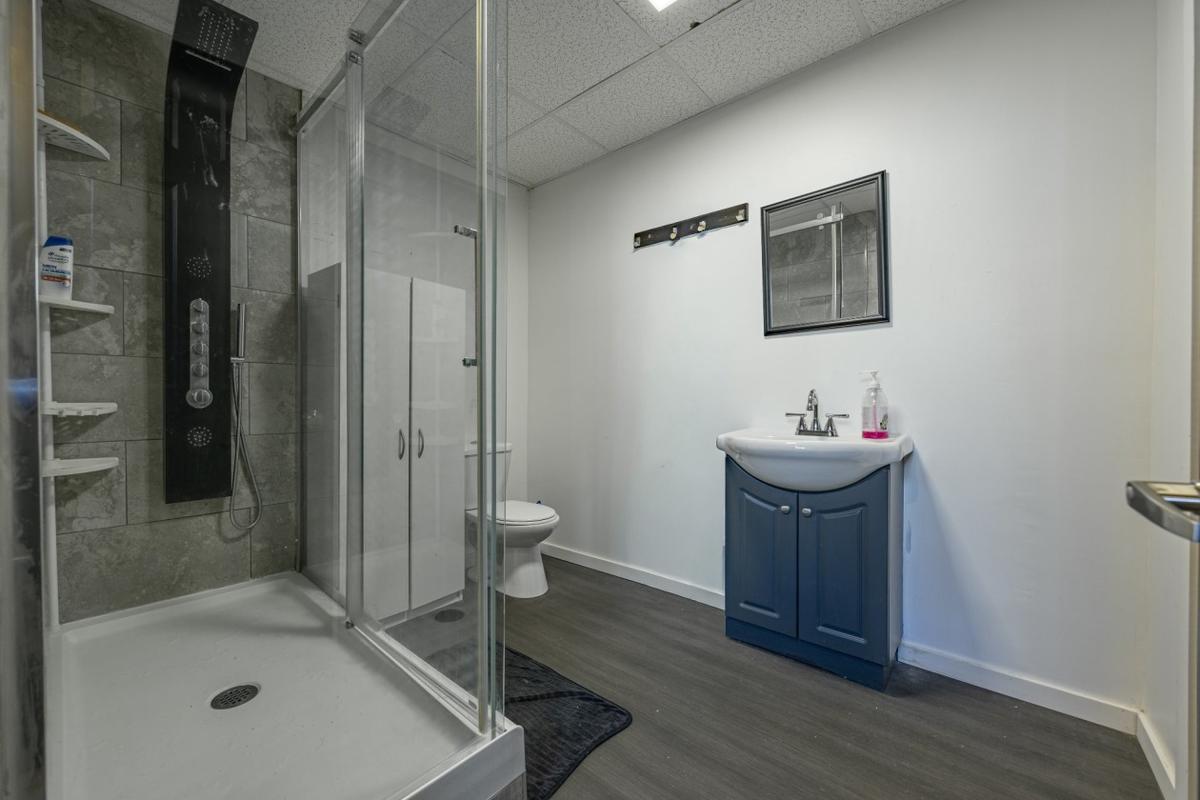 Salle de bain du sous-sol