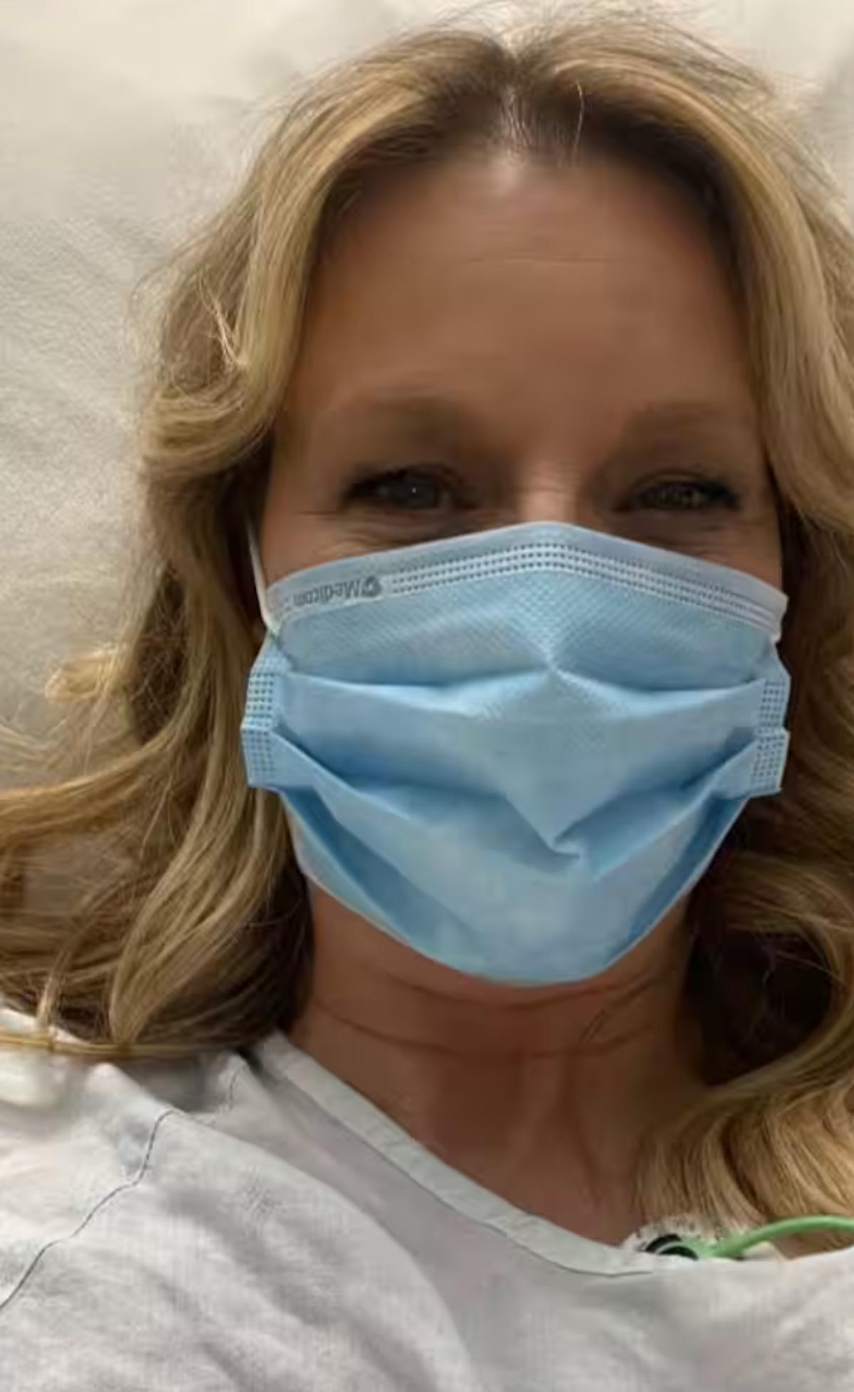 Julie Bélanger hospitalisée