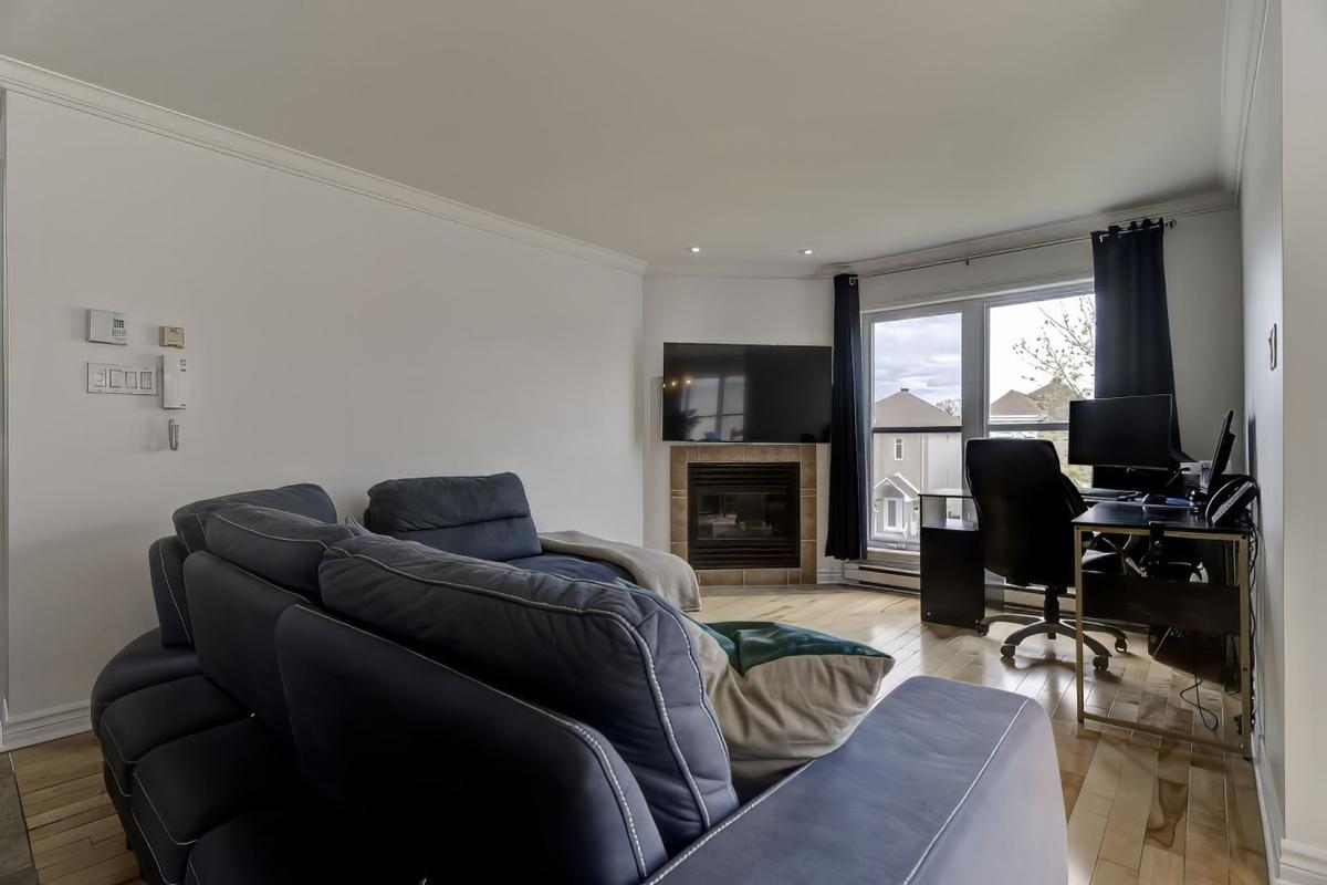 Salon vu sous un autre angle