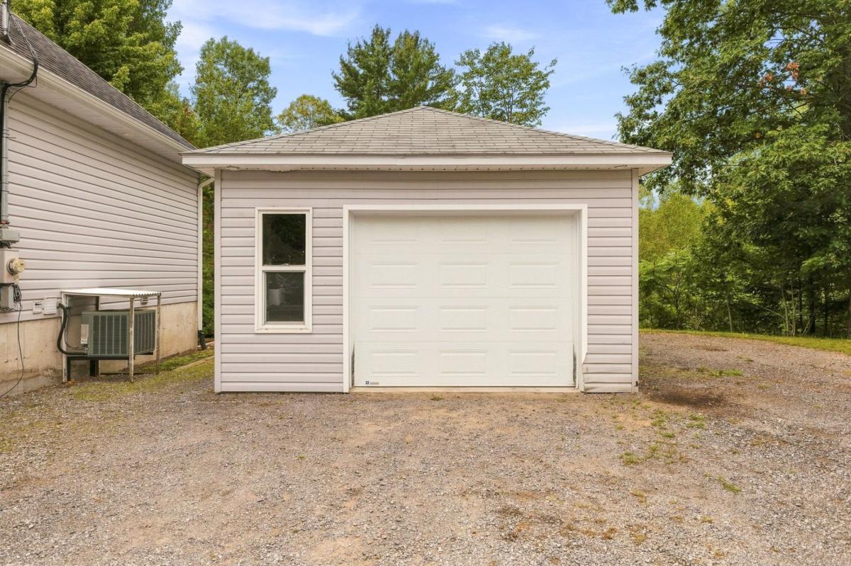 Garage détaché