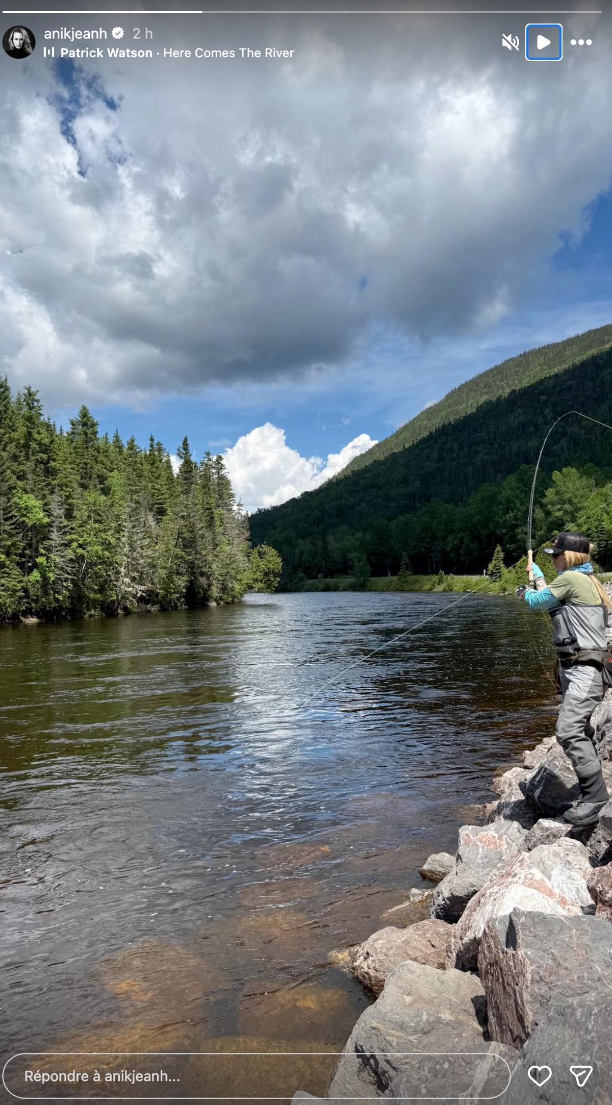 Anik Jean en vacances en Gaspésie