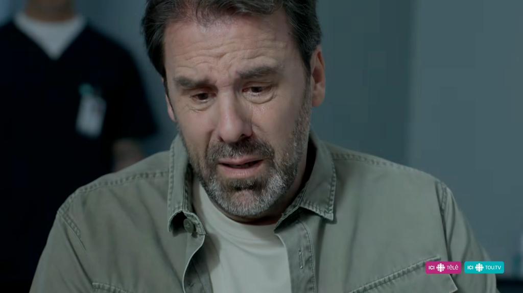 Bruno Marcil dans le rôle de Daniel Laramée dans STAT