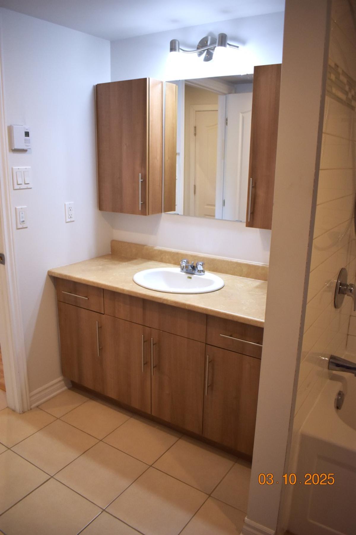 Rangement dans la salle de bain