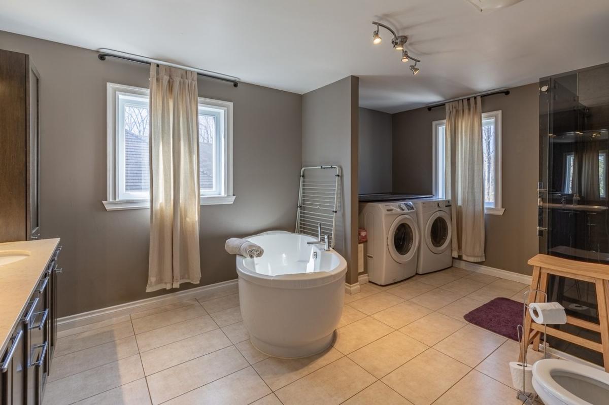 Salle de bain principale