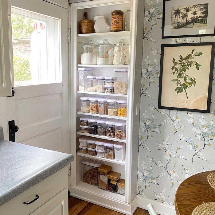 Armoire