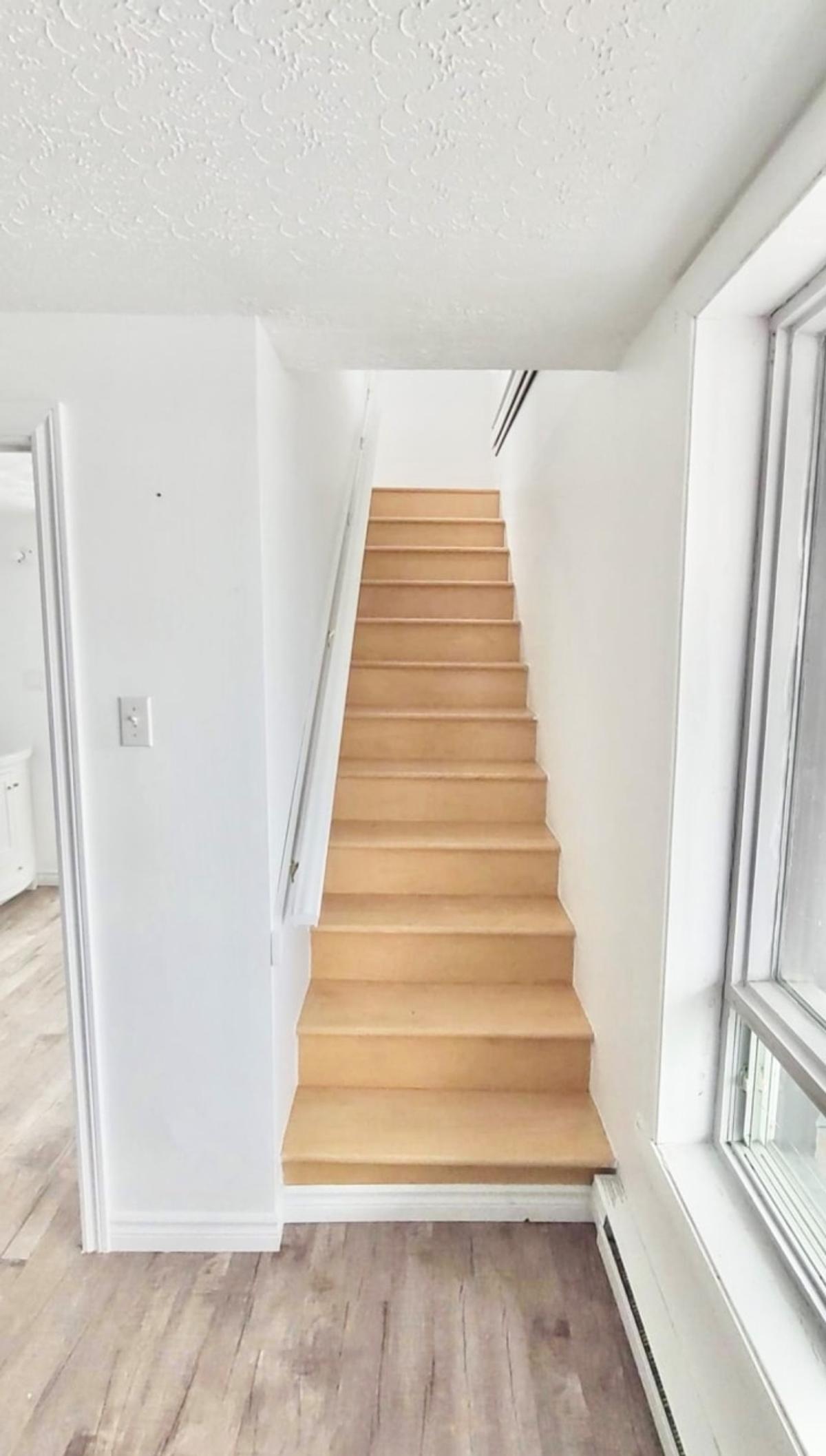 L'escalier menant à l'étage