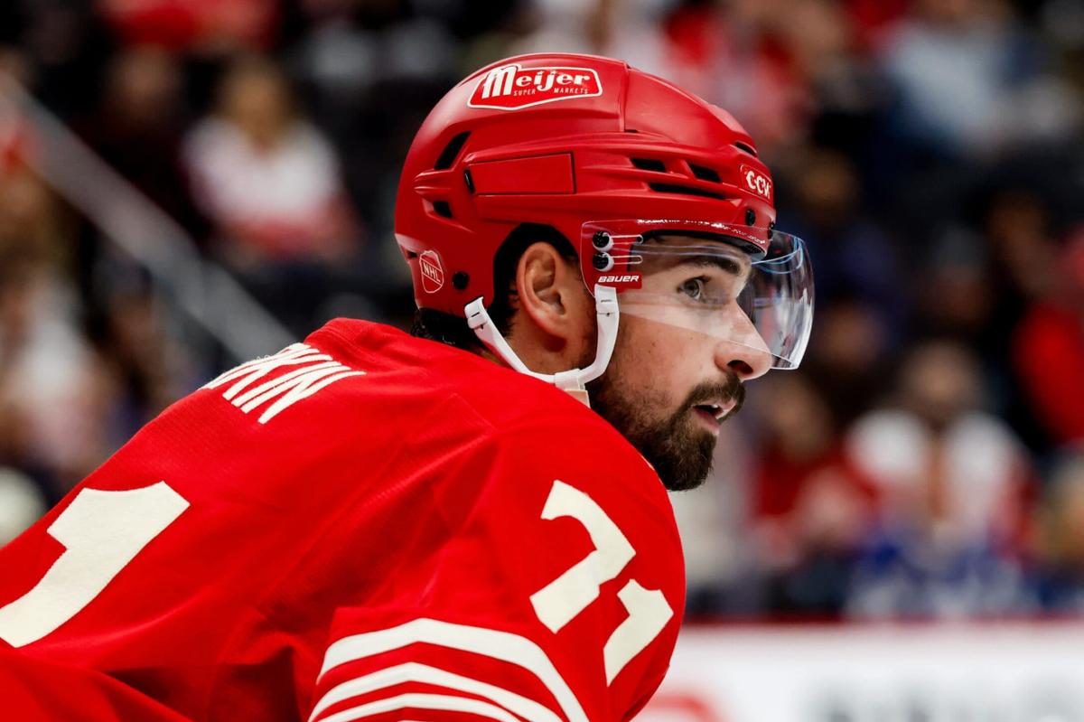 Dylan LArkin