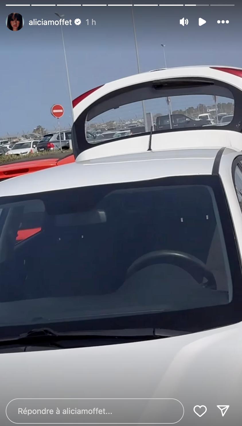 La voiture de location d'Alicia Moffet
