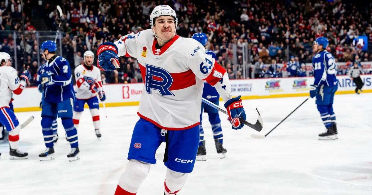 Florian Xhekaj Rocket chandail blanc célébration