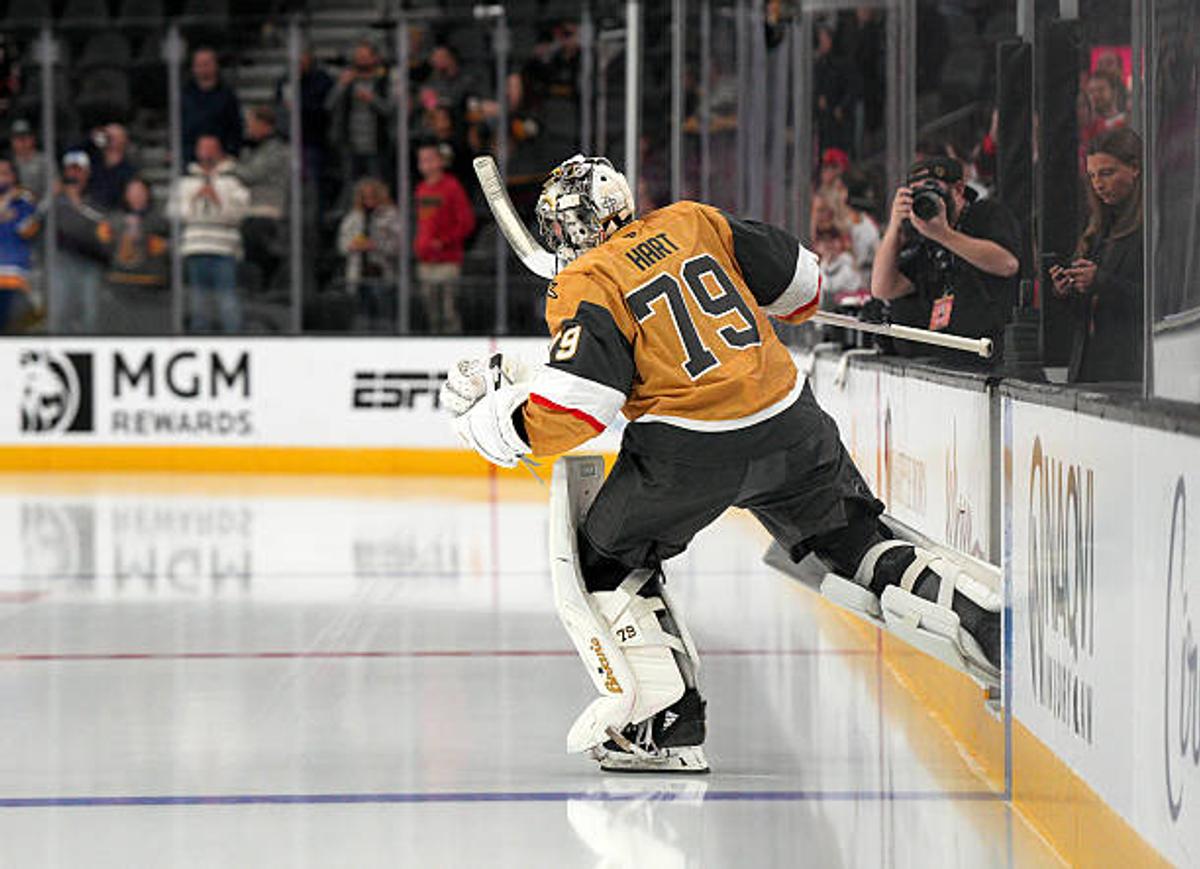 Carter Hart