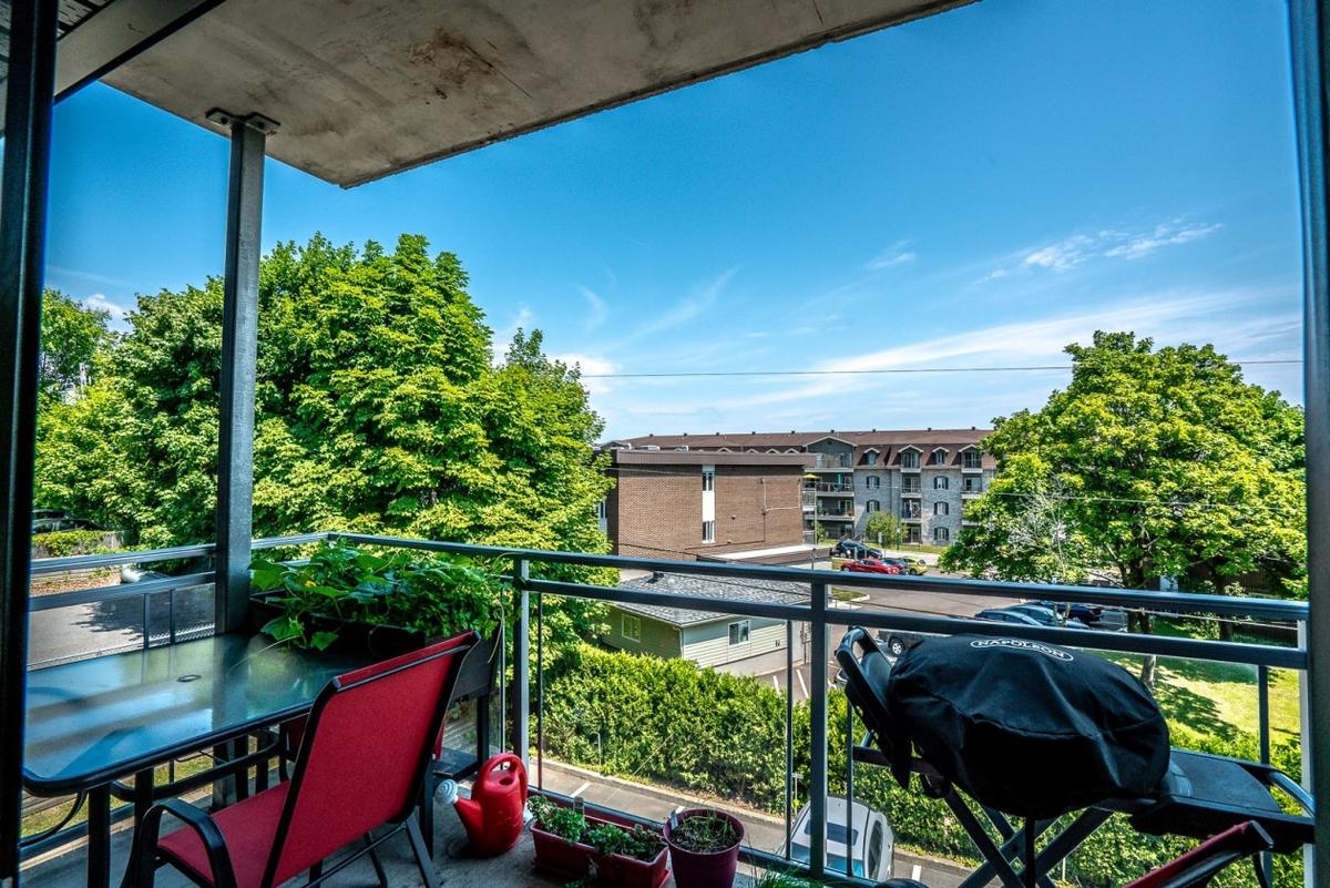 Le balcon