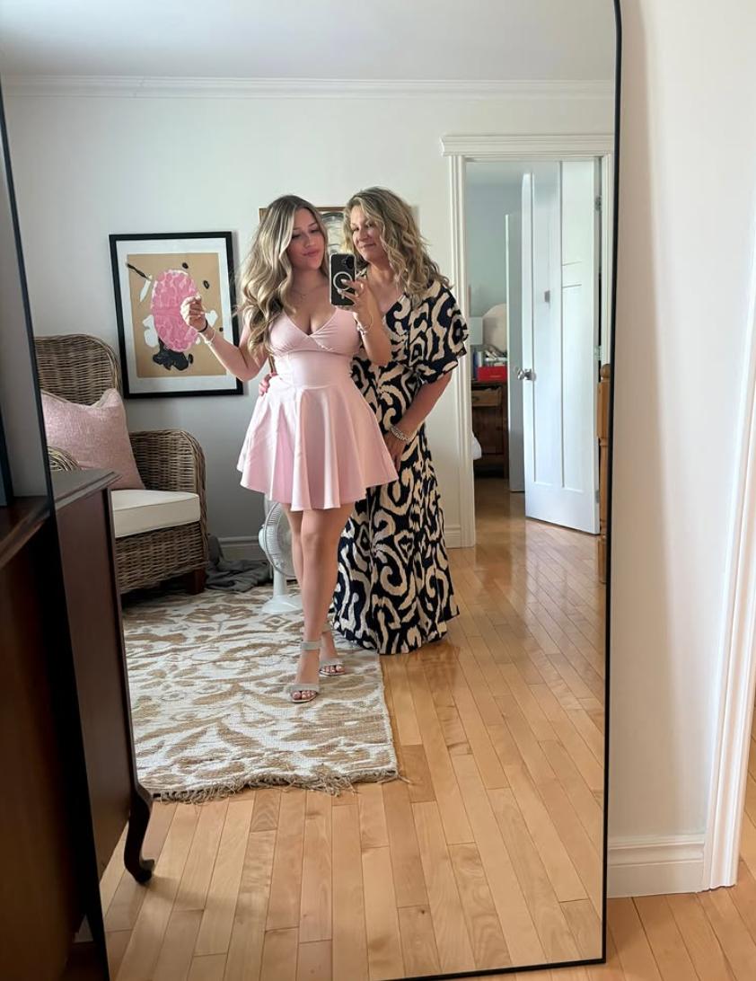 Saskia Thuot avec sa fille Simone