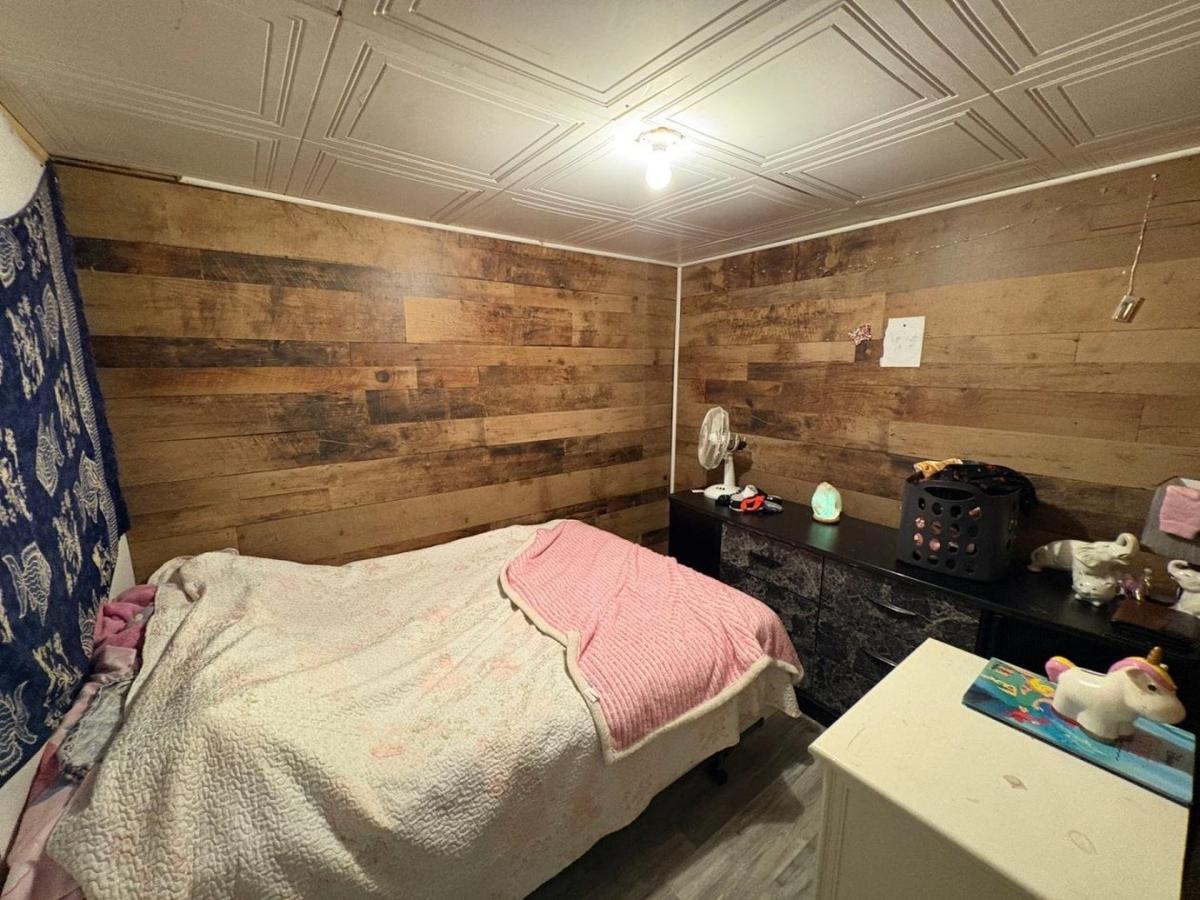Chambre à coucher confortable